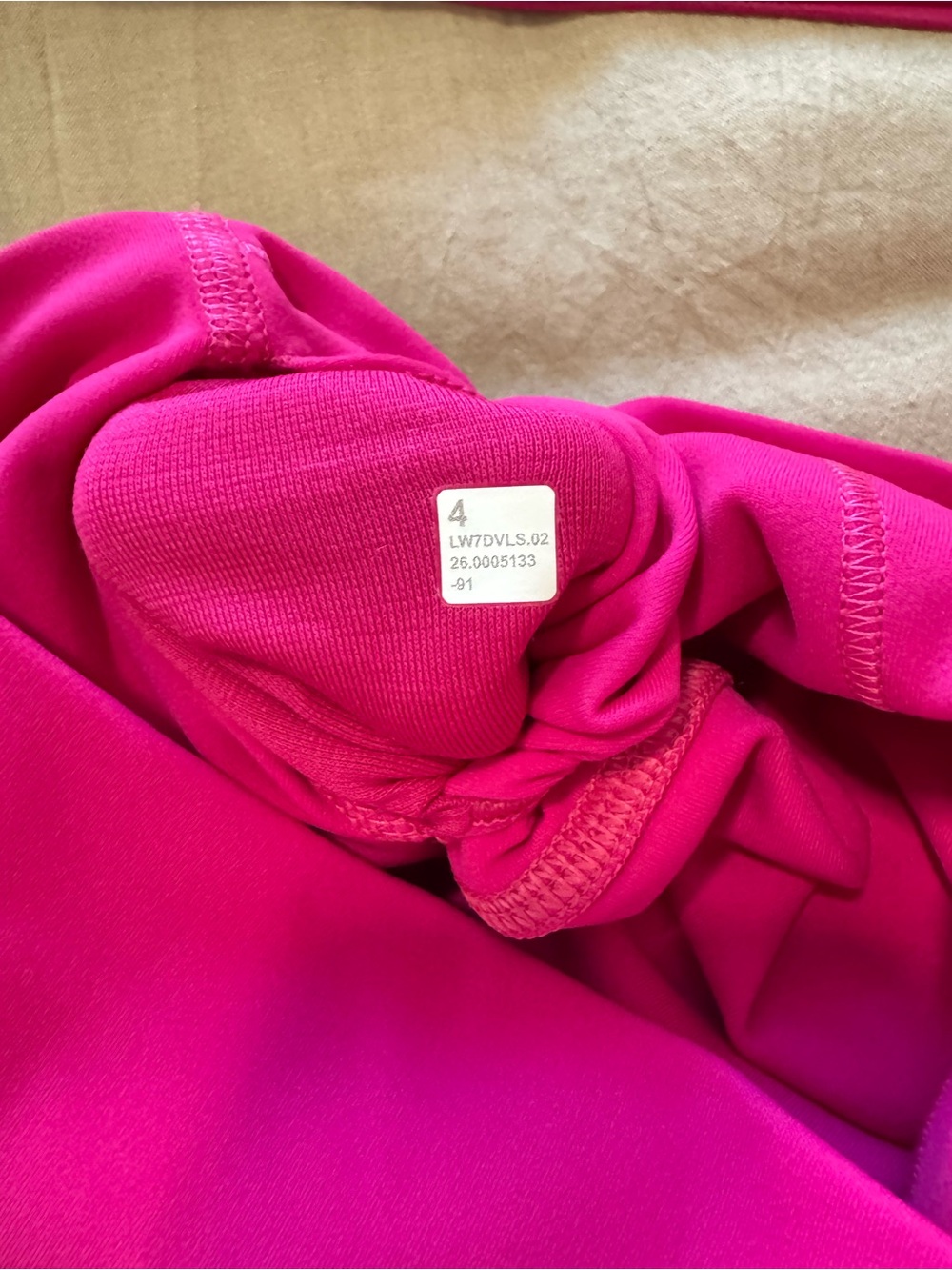 Lululemon Bra/Align Shorts Set - Picture 6 of 9